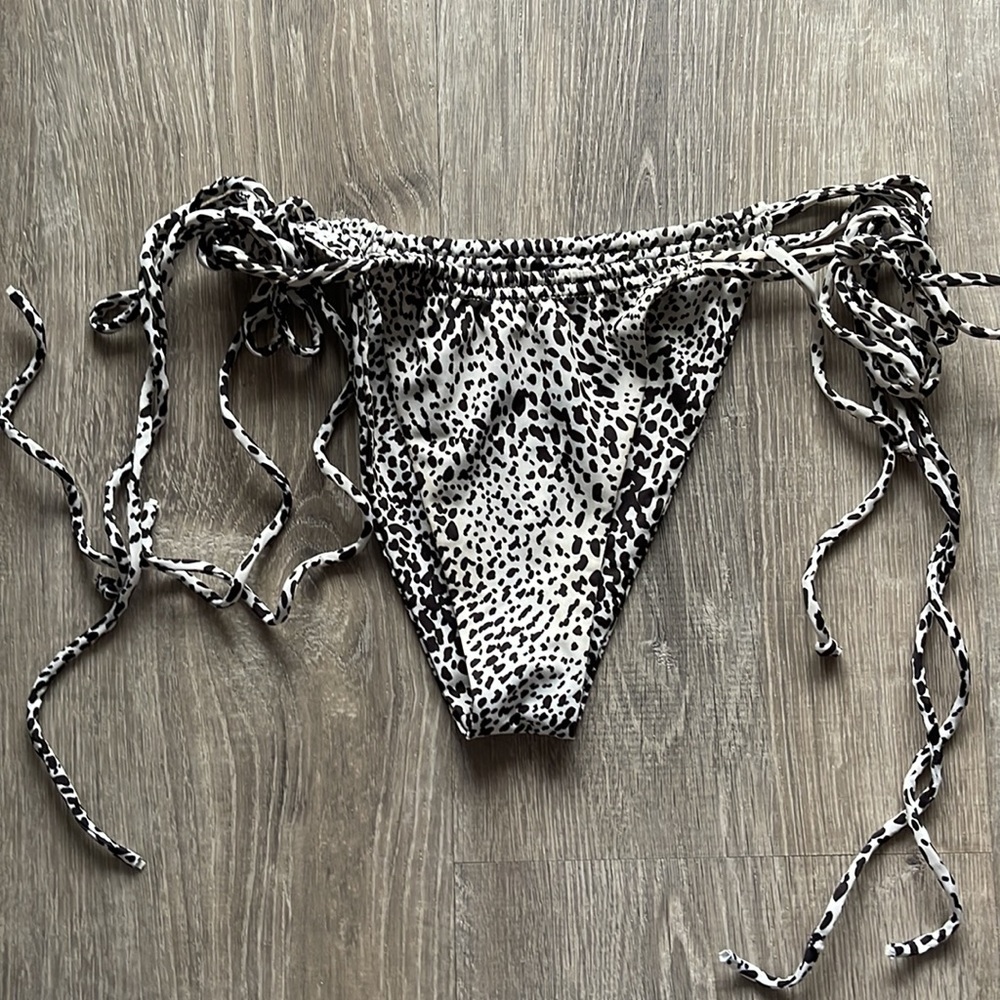 Stone Fox swim string bikini bottoms